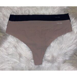 2 Pairs Calvin Klein QD3558 Invisibles Thong Panties Laser Cut Womens L Large